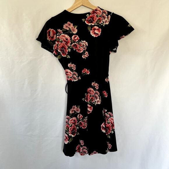 IZ Byer black and pink floral wraparound style dress mini women's size S flutter - Picture 7 of 7